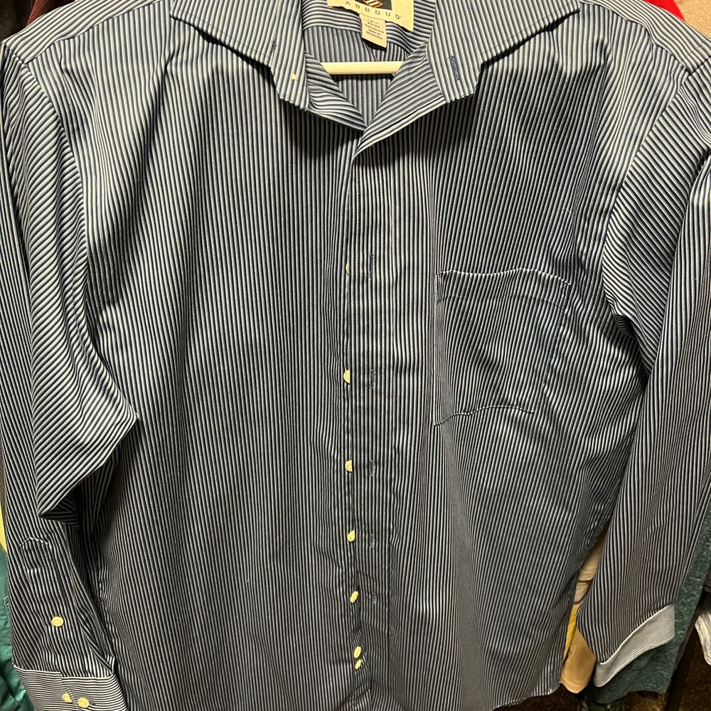 Joseph Abboud, men’s dress shirt, navy blue and blue pinstriped, size 15.5 32-33